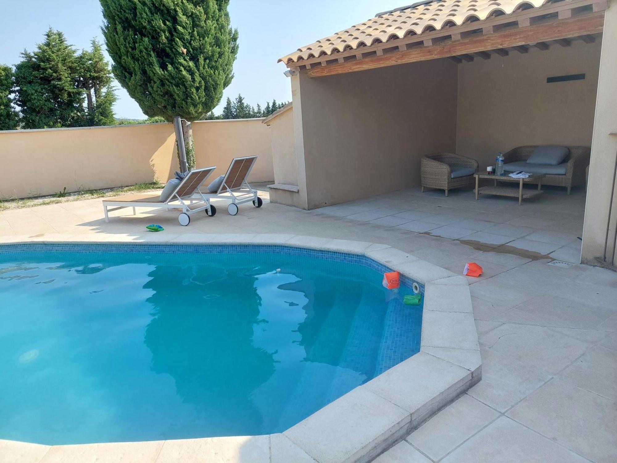 Mas La Gentille ,,, A La Campagne , Beautiful Outdoor , Swimming Pool , Pool House , Nice Green Garden , Bbq ,,, Only For You , Pour Passer Un Sejour Inoubliable แปร์นส์-เลส์-ฟงแตนส์ ภายนอก รูปภาพ